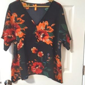 NWOT Floral flowy shirt, dark navy with flowers